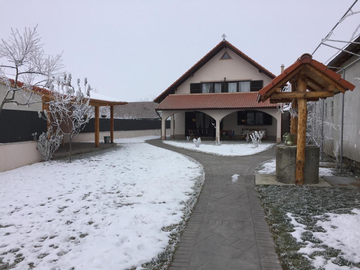 Pensiunea Simona Sîmbăta de Sus Kültér fotó